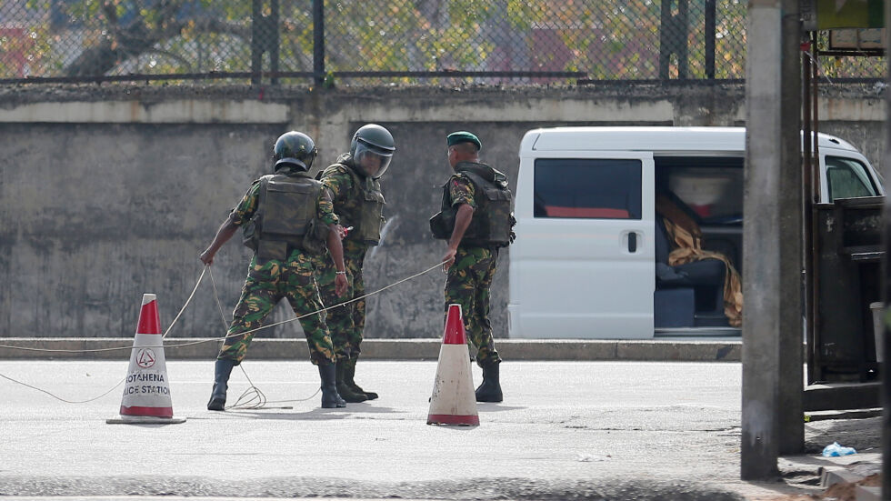 Обявиха кой стои зад бомбените атентати в Шри Ланка (ОБЗОР)