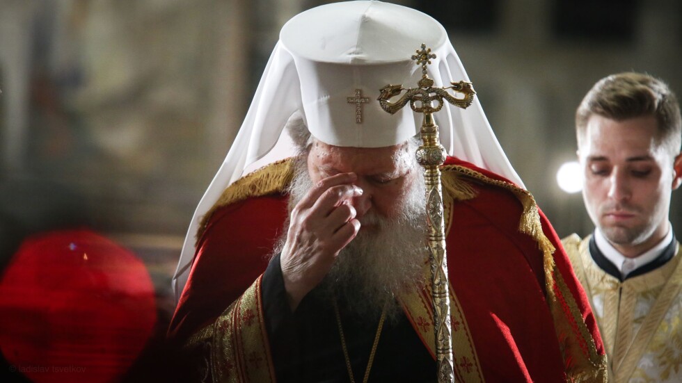 Хоспитализираха патриарха: Негово Светейшество Неофит е в стабилно състояние (ОБЗОР)