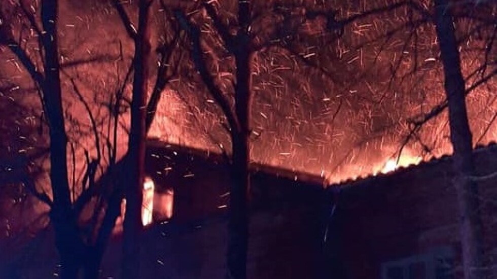 Пожар в сградата на старата митрополия във Велико Търново