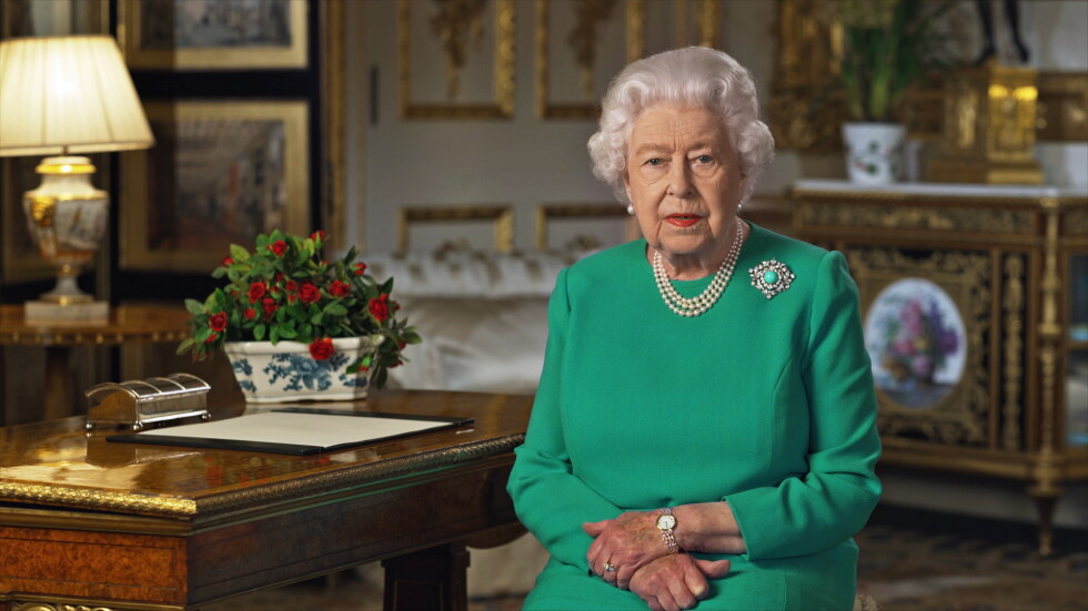 Британската кралица с историческо обръщение по повод коронавируса