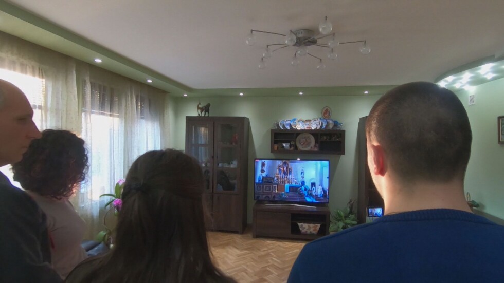 Католиците в Раковски гледаха службата за Възкресение Христово онлайн в домовете си