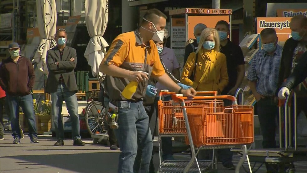 COVID-19 в Европа: Австрия отваря малките магазини, Германия решава за мерките в сряда