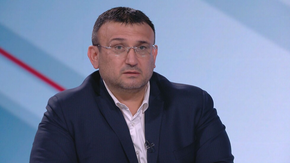 Младен Маринов: Декларациите за пътуване не са проформа, проверяват се 
