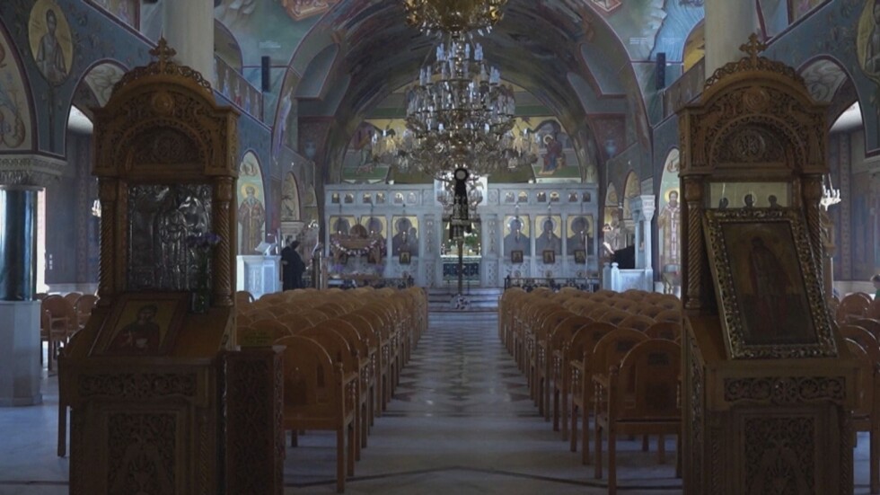 Великден в пандемия: Без посещения в църкви в Гърция