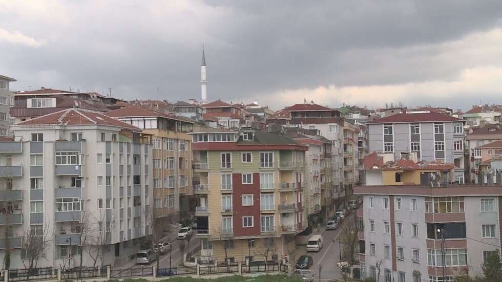 Заради пандемията: Властите в Турция забраняват да се излиза в неделя