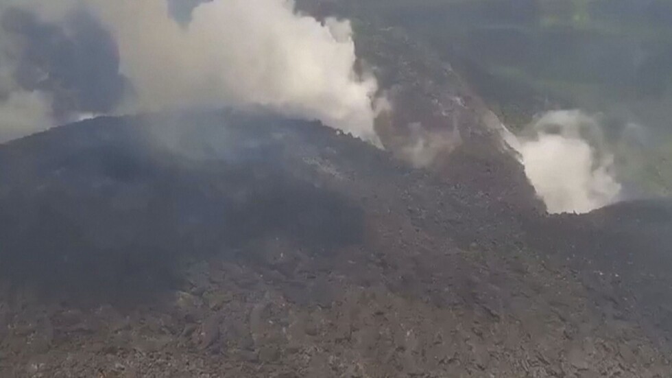 Евакуация заради активизирал се вулкан на остров Сейнт Винсент