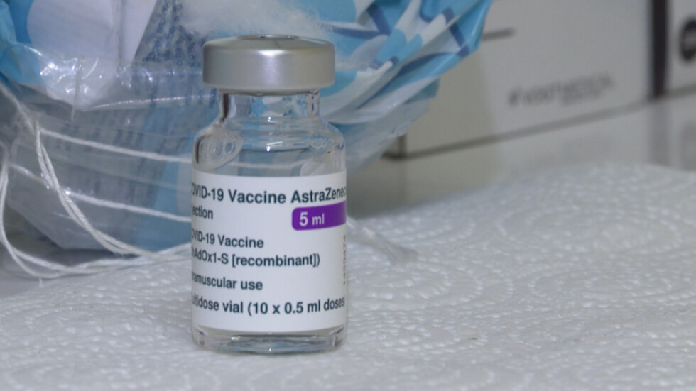 ЕМА с ново становище за втората доза от ваксината на "АстраЗенека"