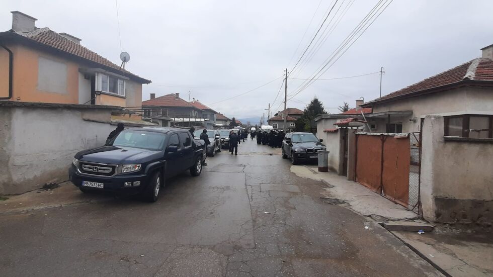 Над 1600 души на един адрес: Всички къщи на улица в Стамболийски са с един и същи номер