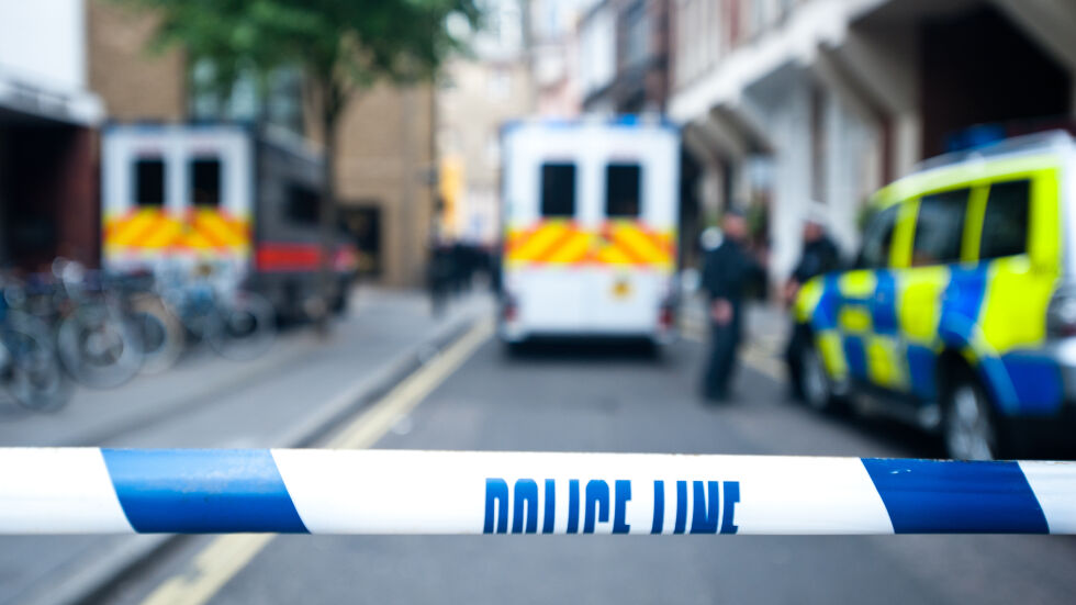 12-годишно момче е арестувано за убийството на жена във Великобритания