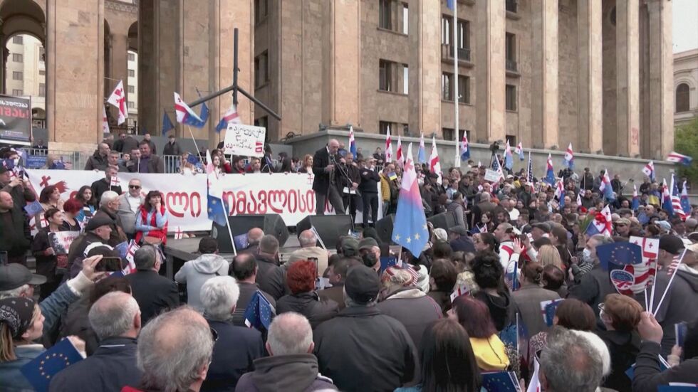  Граждански митинги: Недоволство против ръководещата партия в Грузия 