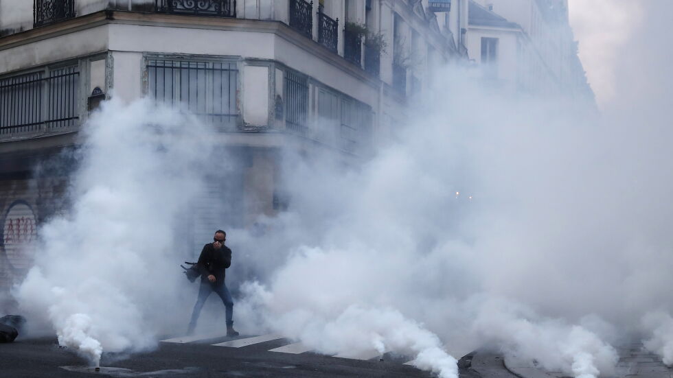 Нови протести и сблъсъци във Франция срещу пенсионната реформа