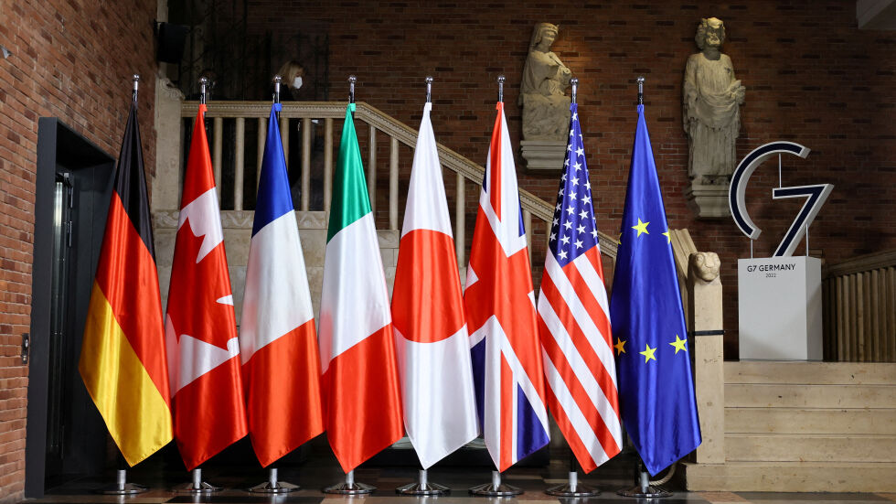 Страните от Г-7 продължават със санкциите срещу Москва и с помощта си за Киев