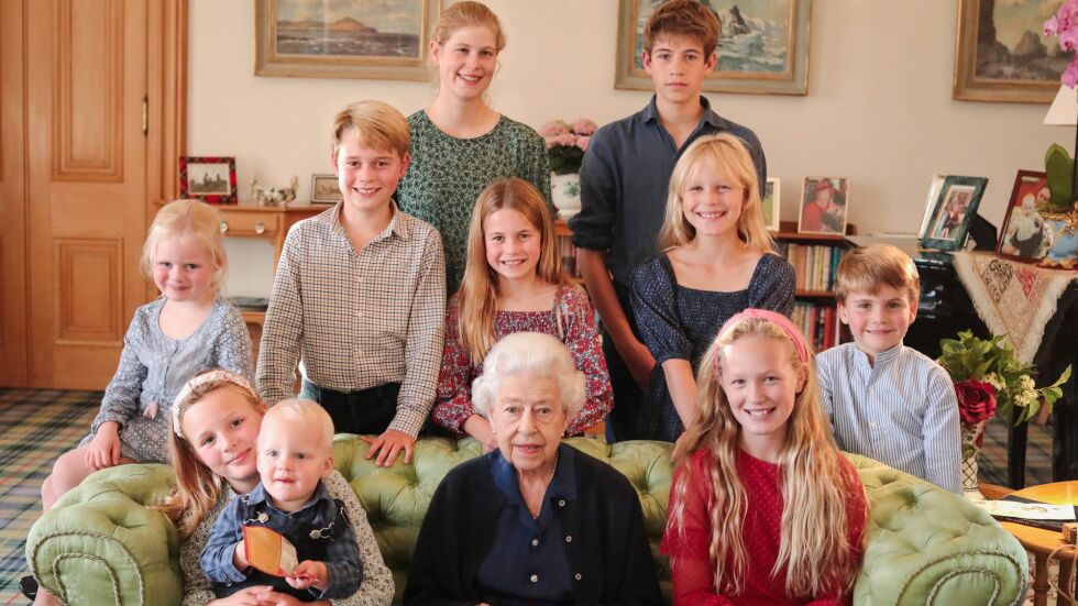 Непоказвана снимка на Елизабет по повод 97 г. от рождението й, фотограф е Кейт Мидълтън 