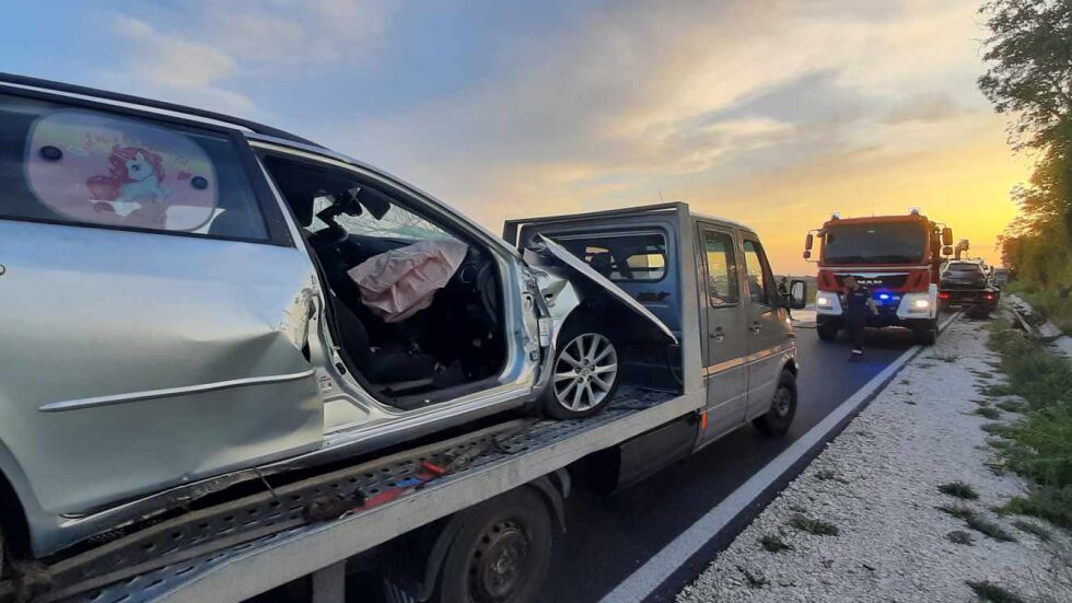  Челен конфликт сред две коли край Пловдив, има жертви (СНИМКИ) 