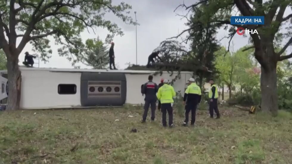 Катастрофиралият автобус в Турция: Шофьорът е българин