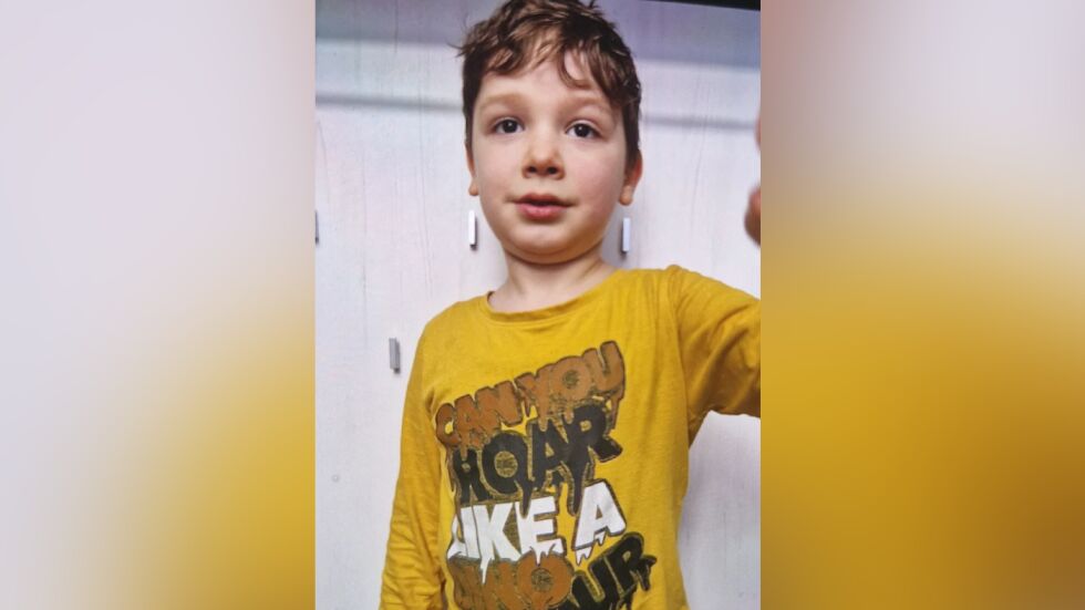  Подобно на изчезналия Сашко от Перник: Издирват момче с аутизъм в Германия (ВИДЕО) 