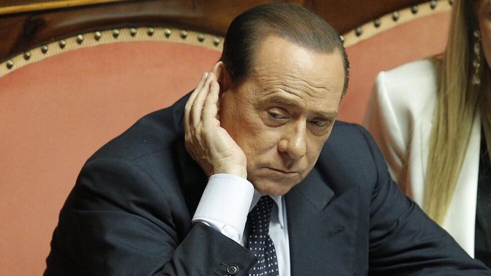 Берлускони бе осъден на три години затвор за корумпиране на сенатор
