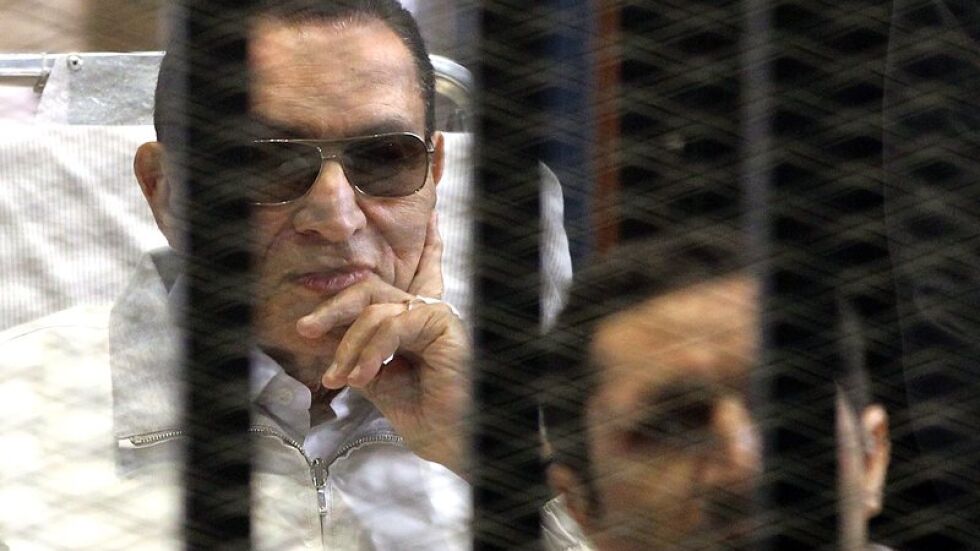 Хосни Мубарак излиза от ареста