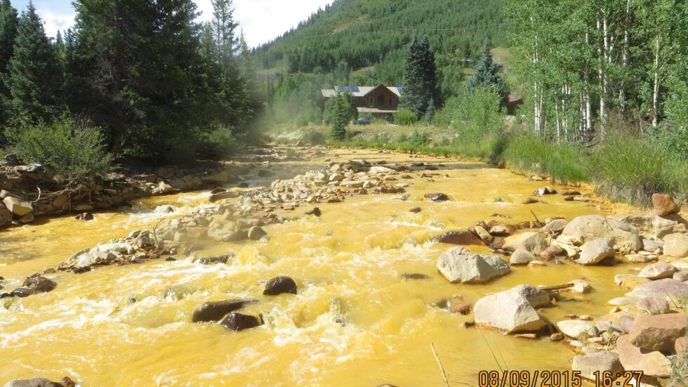 11 млн. литра отровена вода се изляха в Колорадо (ВИДЕО)