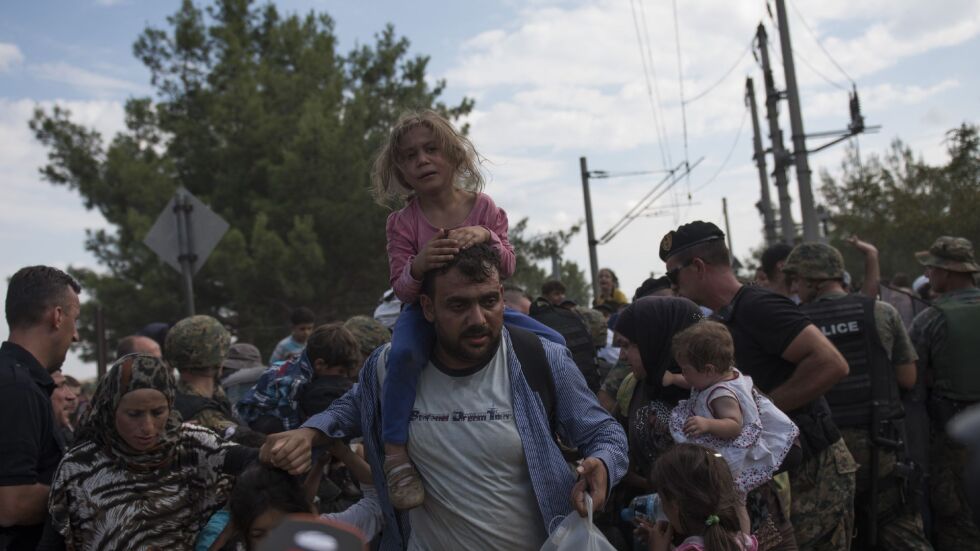 Македония пусна 4000 имигранти за ден