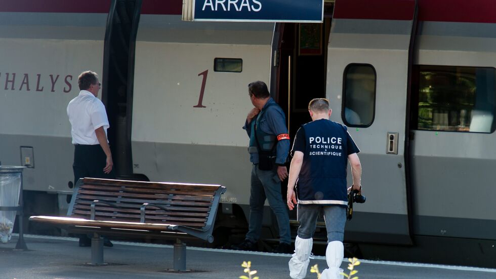 Мароканец открил огън във влака от Амстердам за Париж  