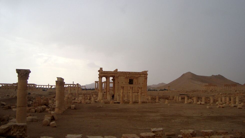 „Ислямска държава” се „похвали” с кадри от взрива на храм в Палмира