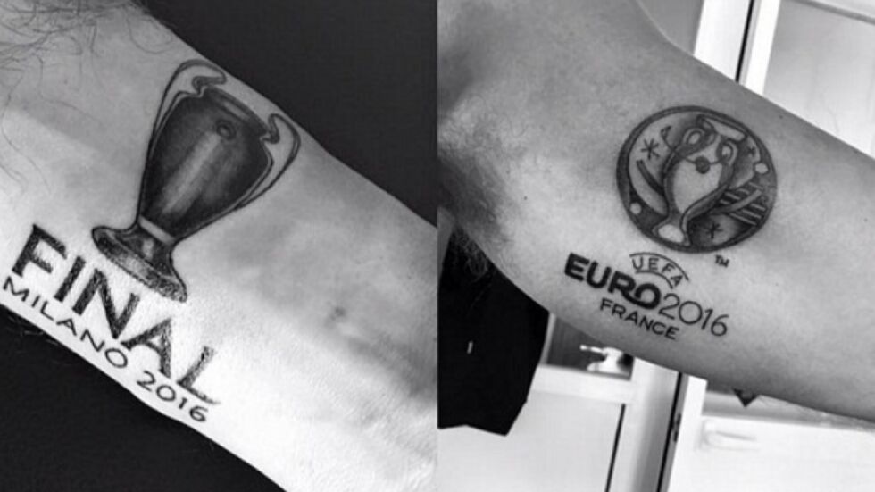 Марк Клатенбърг си татуира логата на двата големи финала, които свири през годината 
