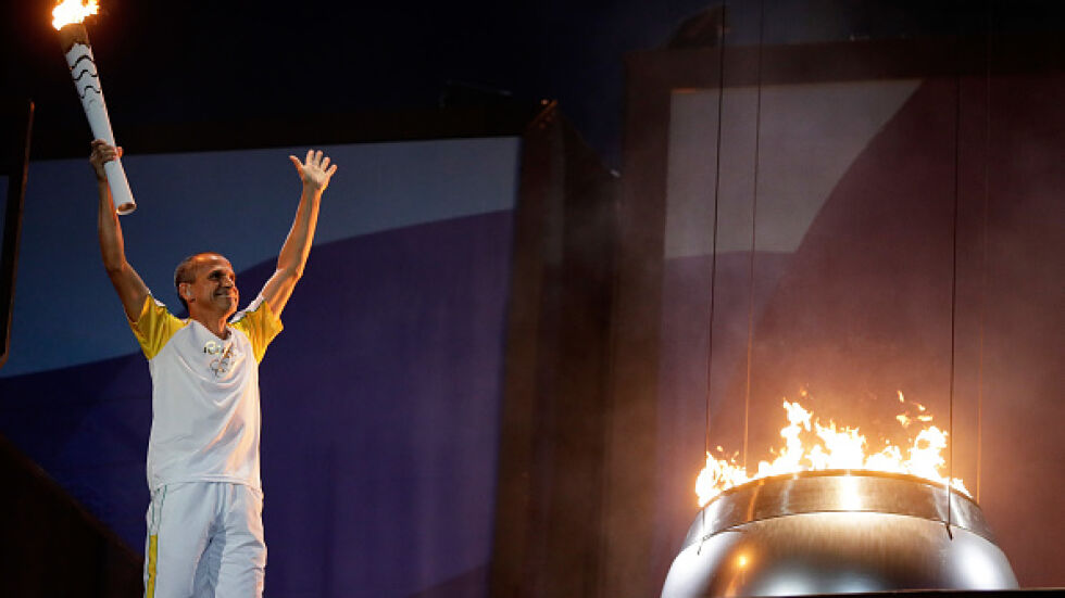 Вандерлей де Лима е бил привикан на пожар да запали олимпийския огън 