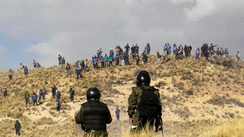 Над 250 миньори са ранени при сблъсъци с полицията в Боливия