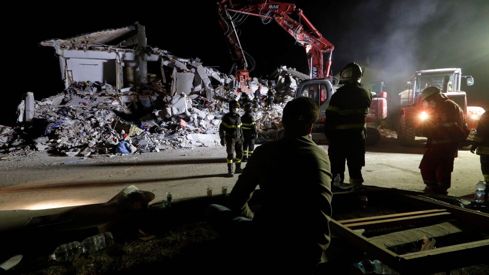 Броят на жертвите на земетресението в Италия нарасна на близо 250