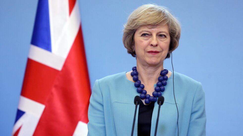 Тереза Май изисква от министрите си план за напускане на ЕС 