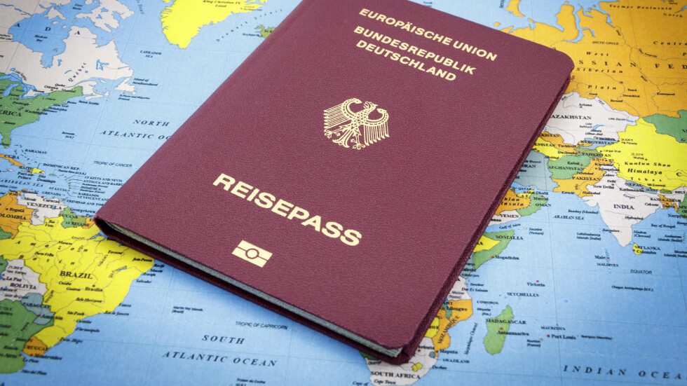 Новото германско правителство ще облекчи получаването на гражданство от чужденци