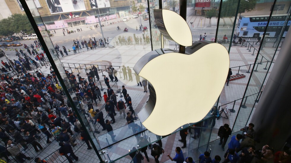 "Епъл" ще плати 113 млн. долара в САЩ заради забавяне на стари iPhone модели