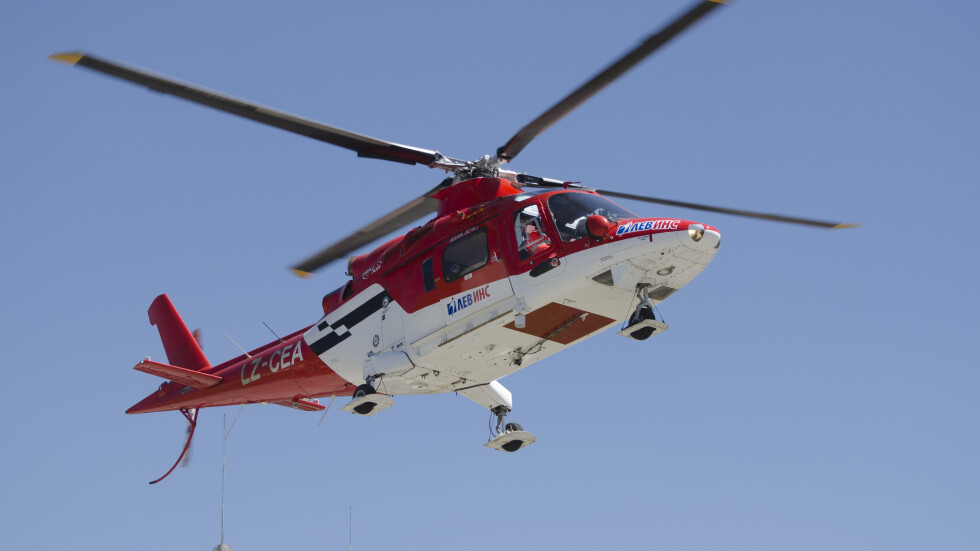 Спасиха с хеликоптер тежко пострадал парапланерист