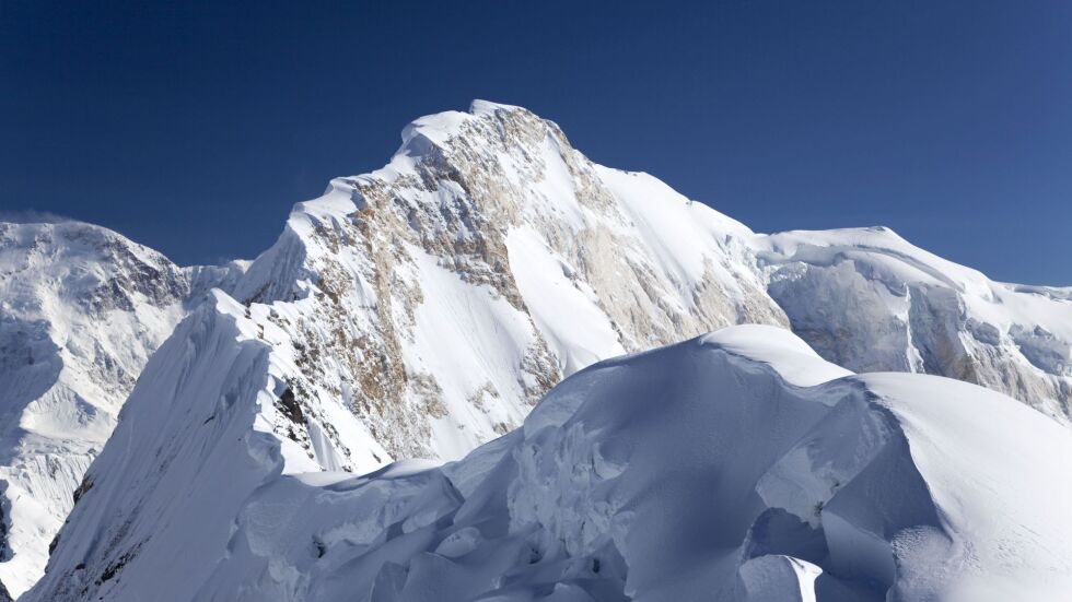 Българин загина при падане на 6200 м височина на връх Хан Тенгри (ОБНОВЕНА)