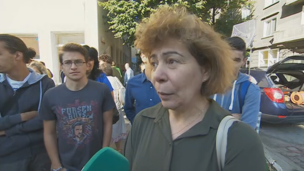 Отново има протест в Софийската математическа гимназия