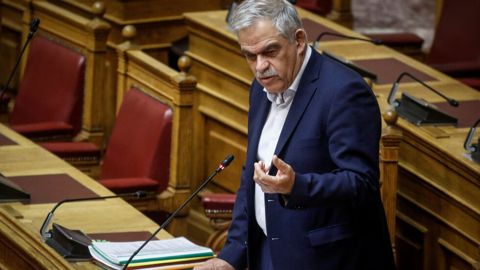 Първа министерска оставка заради пожарите в Гърция
