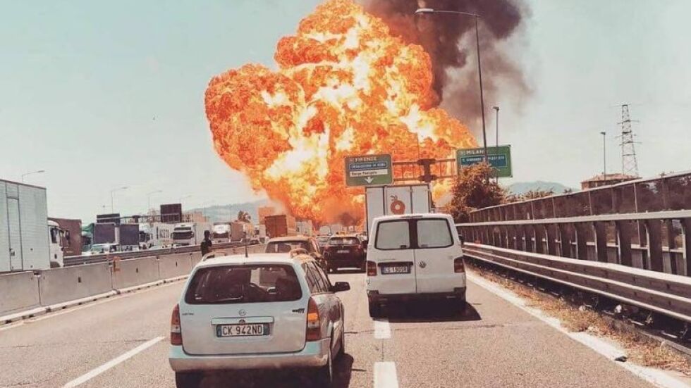 Експлозия до летището в Болоня