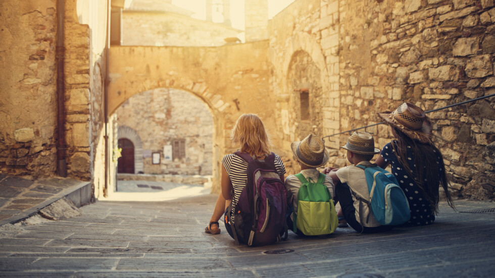 Евростат: 30% от българите пътуват поне веднъж годишно за удоволствие