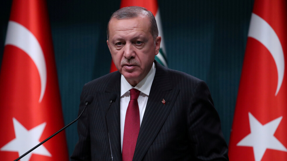 Ердоган: Tурската лира е взета на прицел, но ще преодолеем атаката