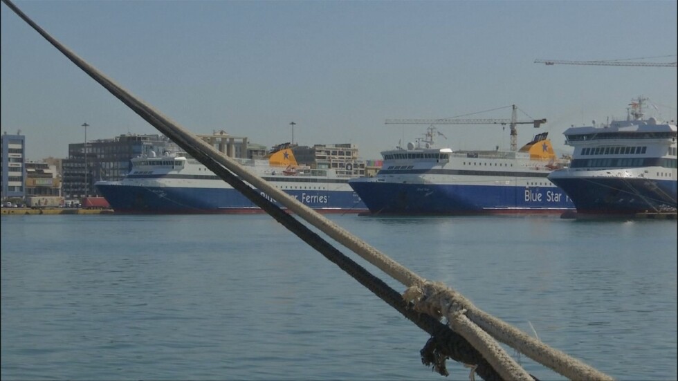 Стачка спира пътническите кораби и фериботи в Гърция