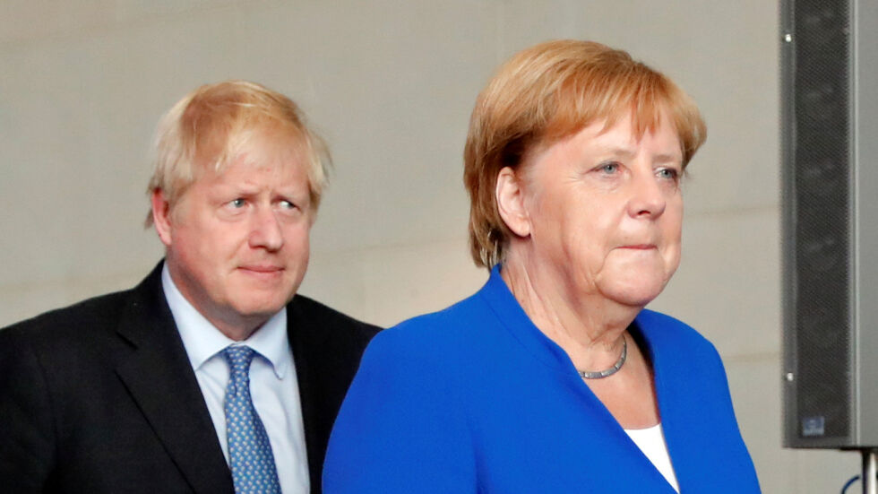  Дебатите продължават: Меркел и Джонсън обсъждат брекзит в Германия