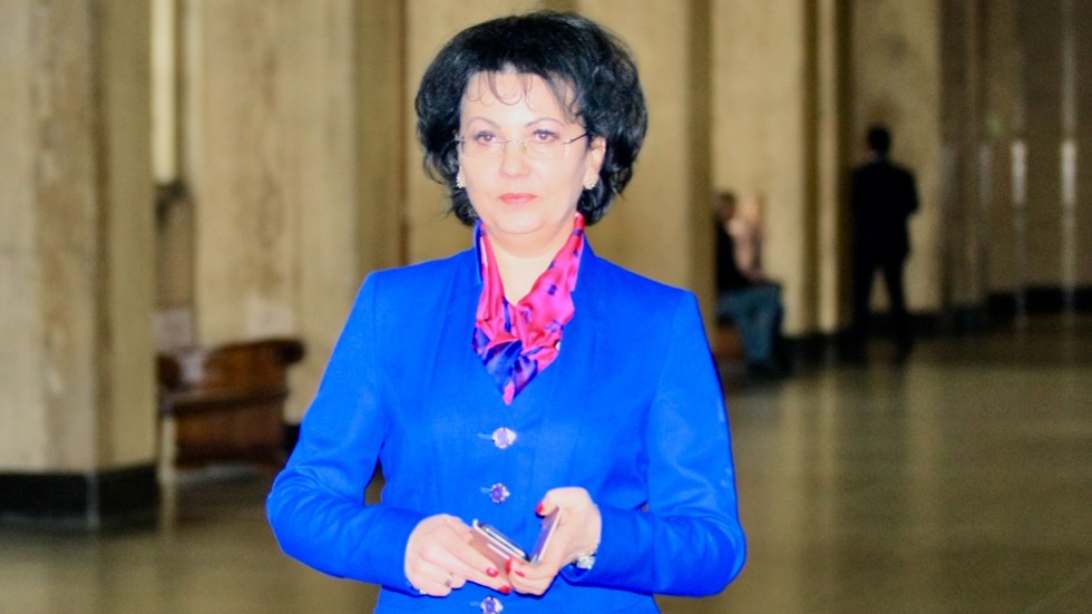 Предложение на Румяна Арнаудова: Съкратено производство само след позиция на прокурора