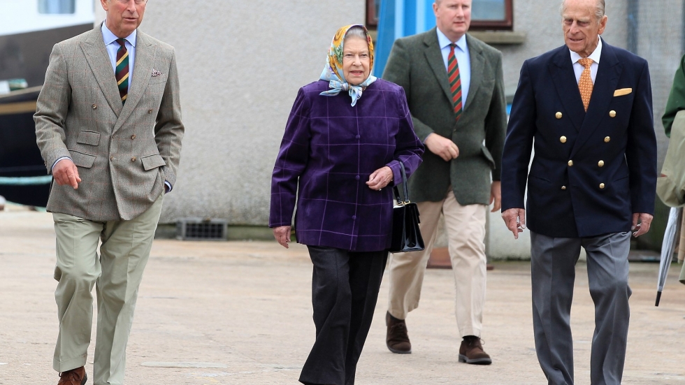 Защо панталоните са табу за кралица Елизабет II и кога сме я виждали да ги носи