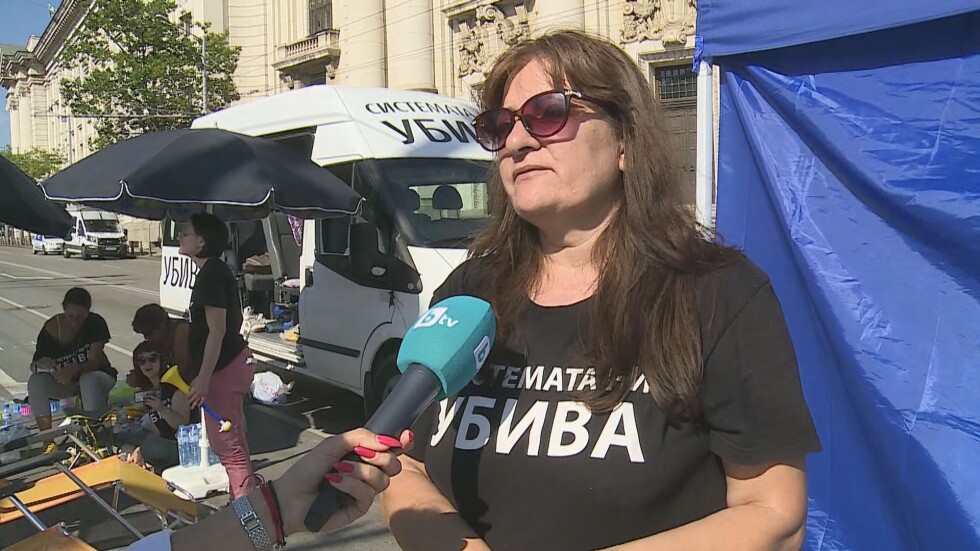 Вера Иванова: Децата ни не са в интерес на социалния министър, защото са с най-тежките увреждания