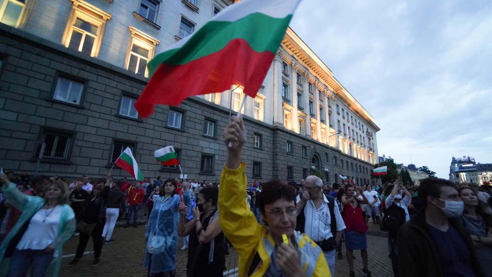 Близо 170 учени от БАН: Некомпетентните и корупционни практики доведоха България до самото дъно