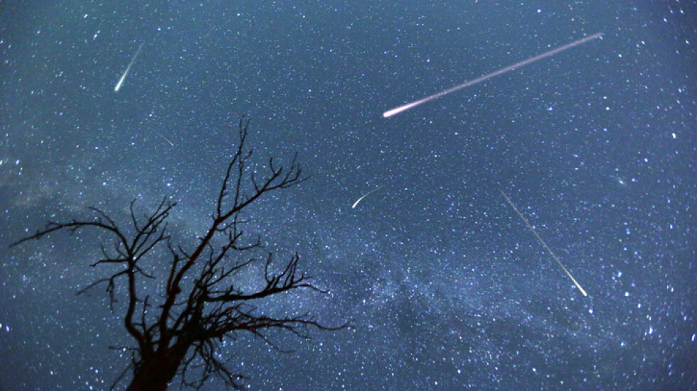 Борислав Лазаров: Ярък метеор, придружен от силен гръм, падна в САЩ
