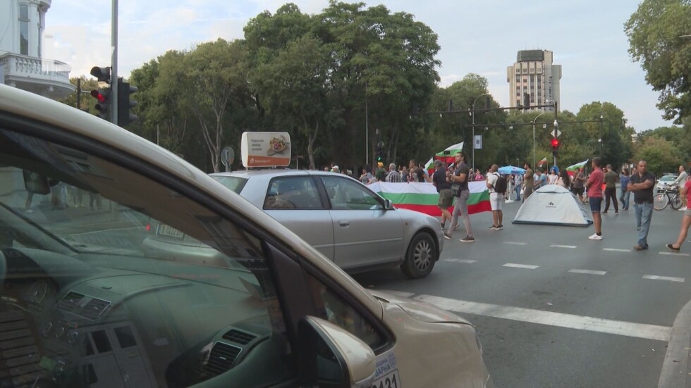 Втора блокада на протеста във Варна
