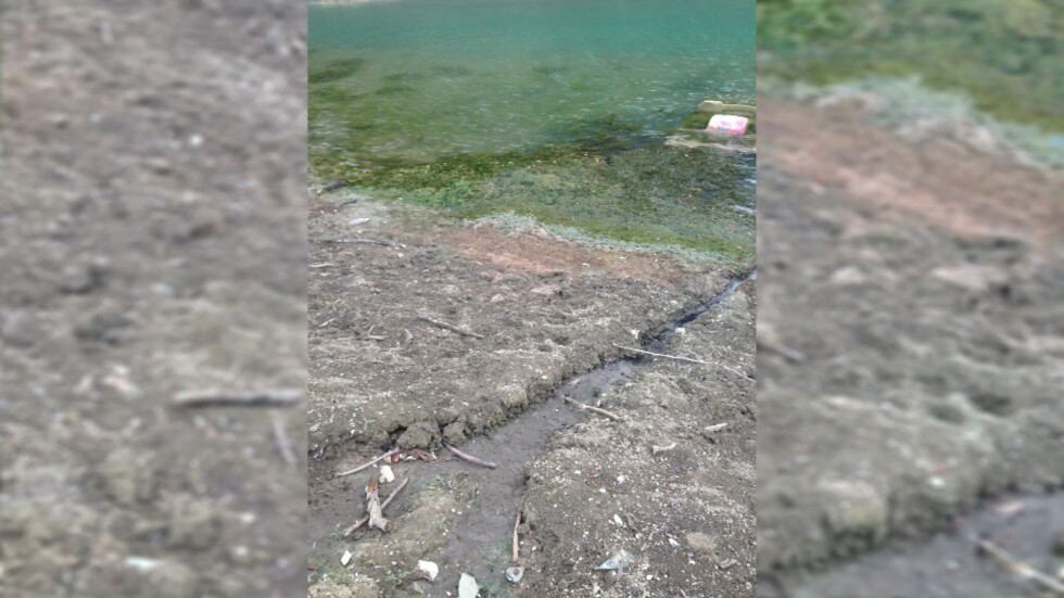 Замърсяването в язовир "Цонево": Отпадни води се изливат чрез помпа, тръба и пожарникарски шланг