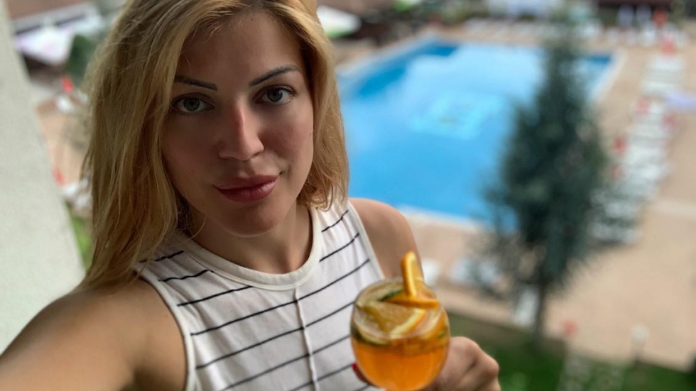 "Мисис България Европа" 2017 Анна Стефанова обожава тихите местенца на морето и коктейл с лайм